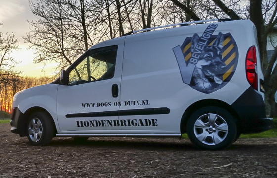 Wilt u meer informatie? Bel of mail ons dan!